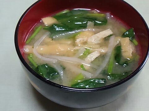 ほうれん草と大根と油揚げの味噌汁 レシピ 作り方 By ミニー7015 楽天レシピ ほうれん草と大根と油揚げの味噌汁 レシピ 作り方 By ミニー7015 楽天レシピ